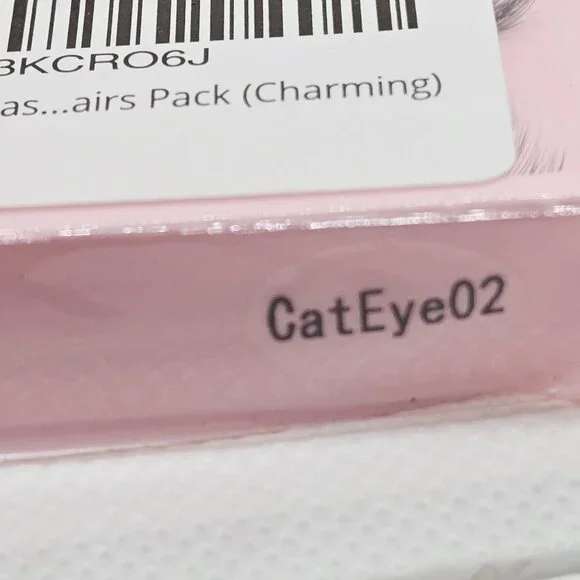 NEW VELEASHA CAT EYE FAUX MINK EYELASHES 5 PAIRS REUSABLE (CHARMING) - Picture 7 of 9